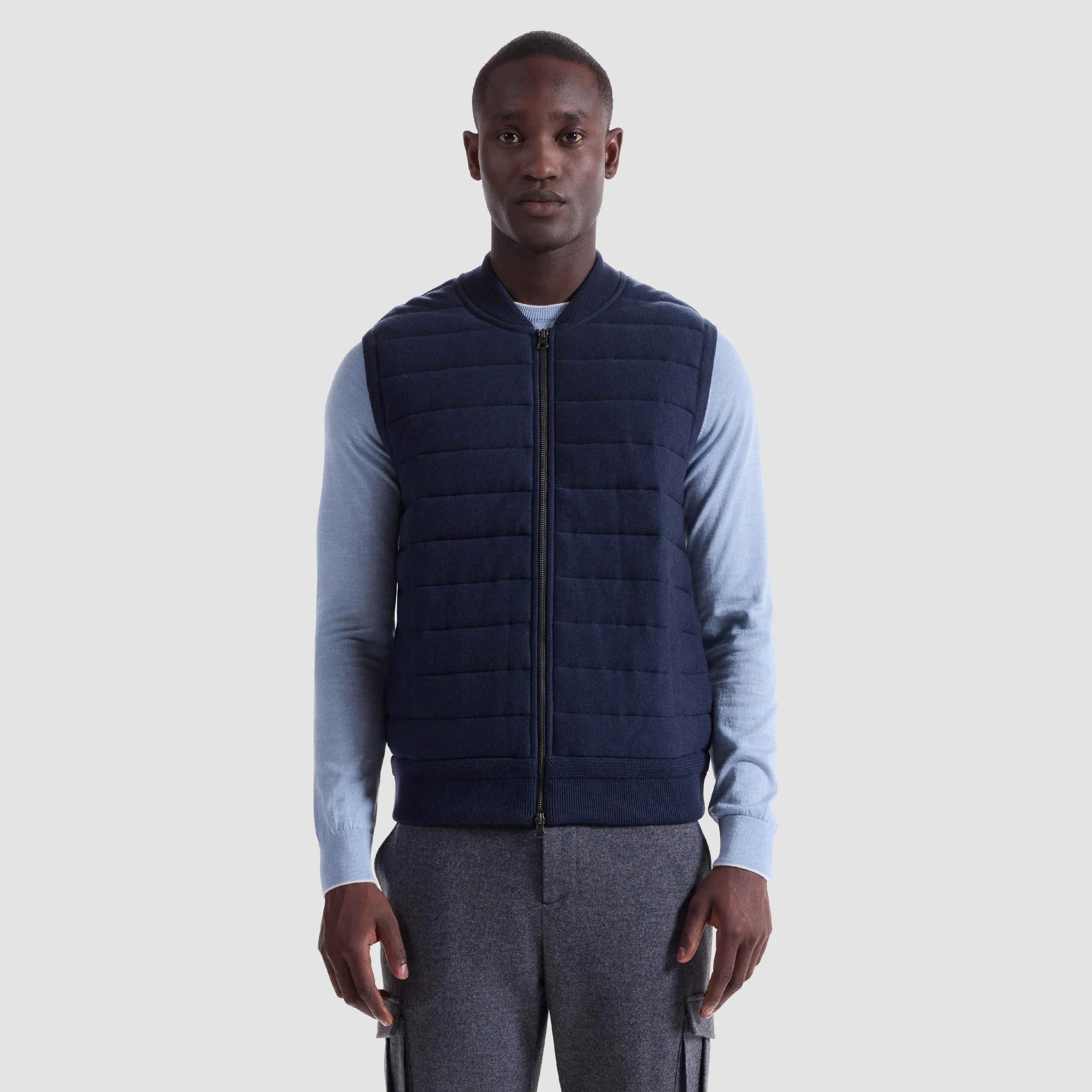 Sleeveless Sweater Vest (HH210V1)